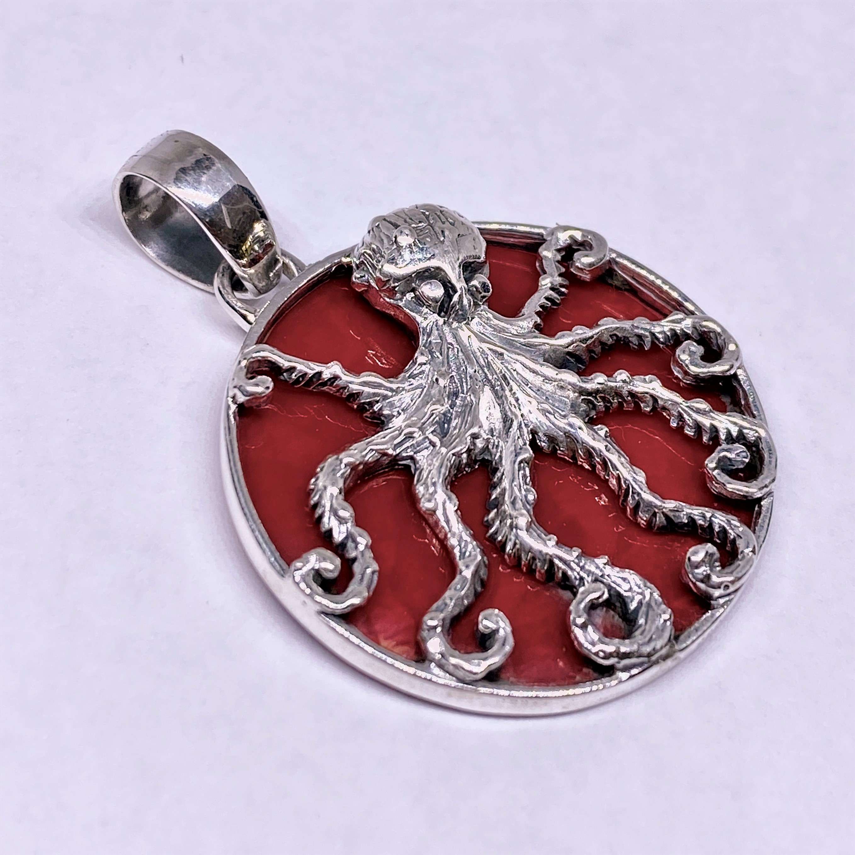 (UNIQUE 925 BALI SILVER OCTOPUS PENDANT WITH CORAL)