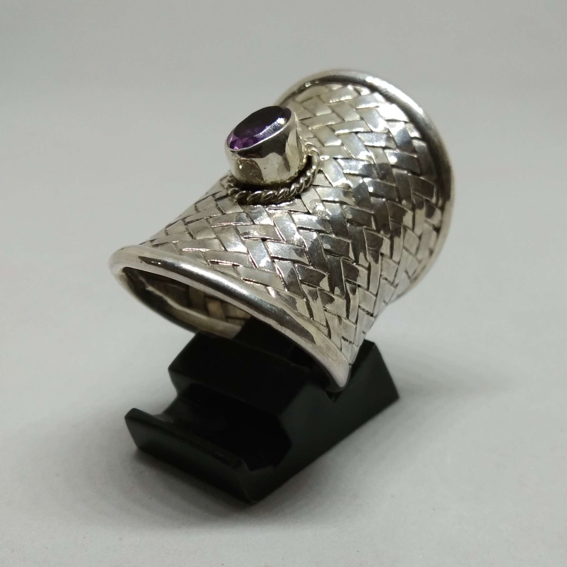 (HANDMADE 925 BALI SILVER WOMAN WOVEN RING WITH AMETHYST)