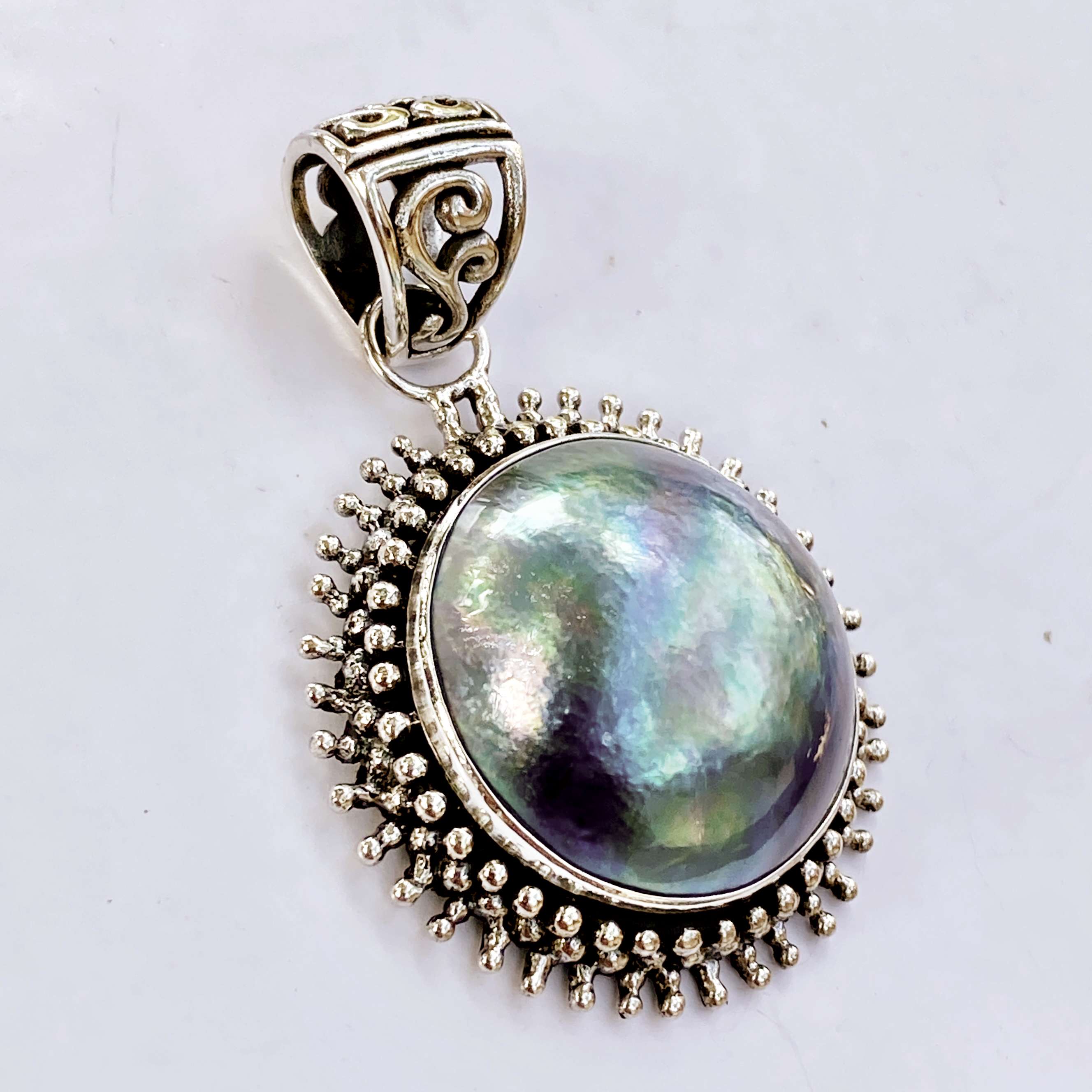 (HANDMADE 925 BALI SILVER DOT PENDANT WITH BLUE MABE PEARL)