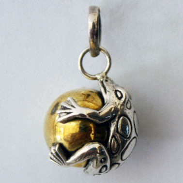 BD 07473-(HANDMADE 925 BALI SILVER HARMONY BALL FROG PENDANT 15 MM)