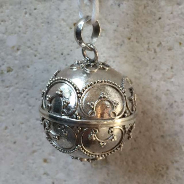 BD 08843-(HANDMADE 925 BALI SILVER HARMONY BALL PENDANT 21 MM)