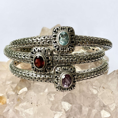 BR 15108 GR-(HANDMADE 925 BALI STERLING SILVER HINGE BRACELETS WITH GARNET)