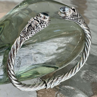 BR 15177 BT-(HANDMADE 925 BALI STERLING SILVER HINGE BRACELETS WITH BLUE TOPAZ)