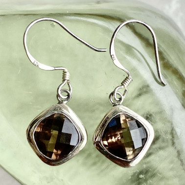 ER 11226 SQ-(HANDMADE 925 BALI STERLING SILVER EARRING WITH SMOKEY)