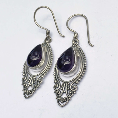 ER 14157 AM-(FILIGREE 925 BALI STERLING SILVER EARRINGS WITH GARNET)