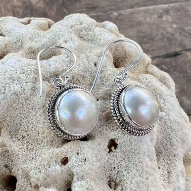 ER 15954 WMP-(HANDMADE 925 BALI DRAGONFLY STERLING SILVER EARRINGS WITH WHITE MABE PEARL)