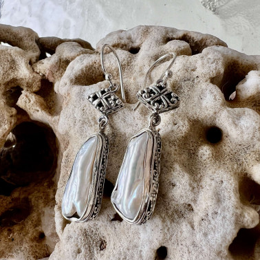 ER 15972 BP-(HANDMADE 925 BALI SILVER FILIGREE EARRINGS WITH BLISTER PEARL)