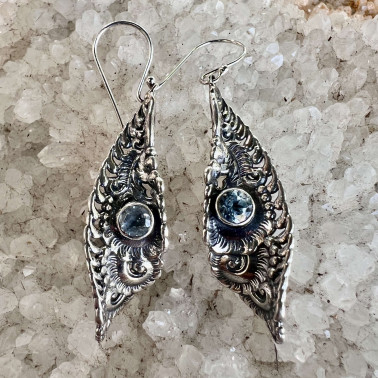 ER 15945 BT-(HANDMADE 925 BALI STERLING SILVER FILIGREE EARRINGS WITH TOPAZ)