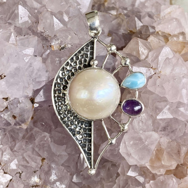 PD 14799 B-(HANDMADE 925 BALI STERLING SILVER PENDANTS WITH WHITE MABE PEARL)