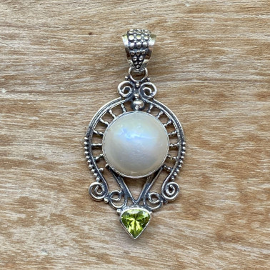 PD 15241 WPL-(HANDMADE 925 BALI SILVER FILIGREE PENDANTS WITH MABE PEARL)