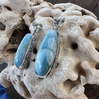 PD 15951 LR-(HANDMADE 925 BALI STERLING SILVER FILIGREE PENDANT WITH LARIMAR)