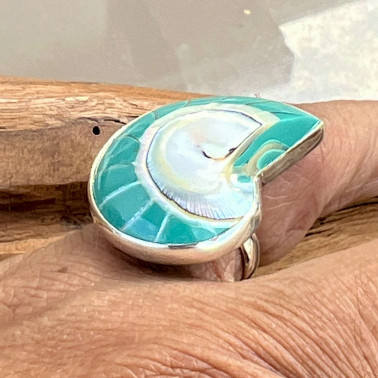 RR 06496 TC-(HANDMADE 925 BALI SILVER RING WITH TURQOUISE NAUTILUS SHELL)