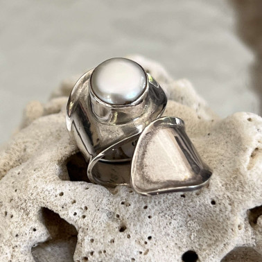 RR 11554 PL-(HANDMADE 925 BALI STERLING SILVER FILIGREE RINGS WITH MABE PEARL)