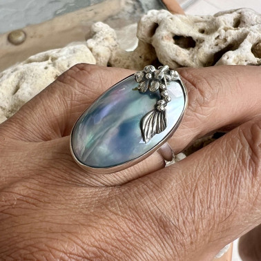 RR 15978 NT-(UNIQUE 925 BALI SILVER FILIGREE RING WITH NAUTILUS SHELL)