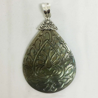 PD 13753 A-1 PC OF HAND CARVED 925 BALI SILVER PENDANT WITH SHELL